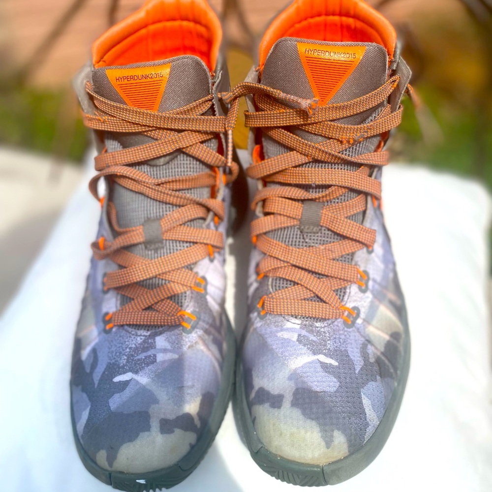 Nike Hyperdunk 2015